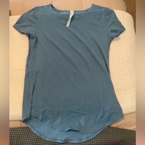 Lululemon Basic Tee